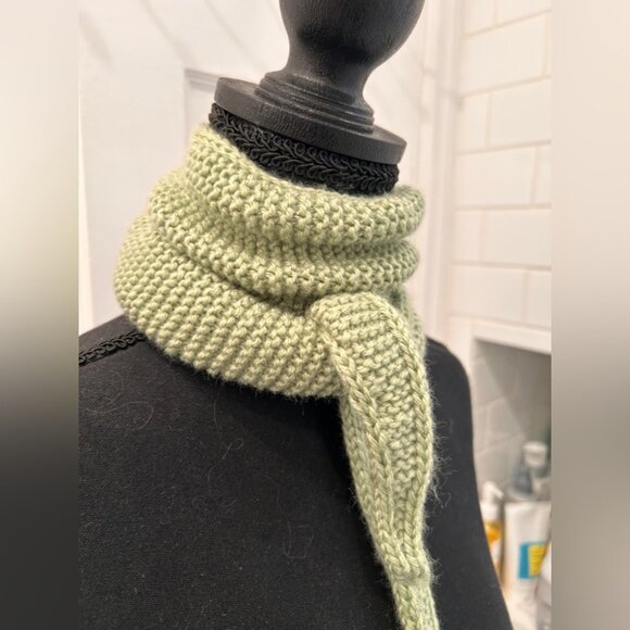 Handmade Sage/Mint Green Sophie Scarf in Size Lg. - Picture 3 of 8